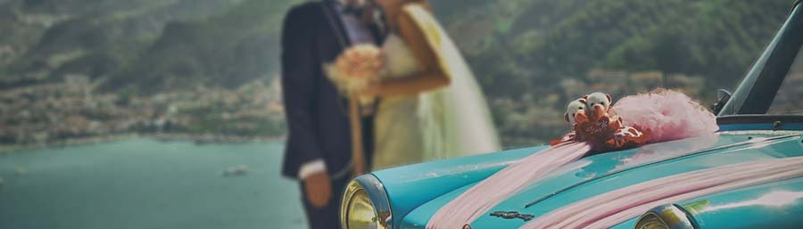 How To Pull Off The Perfect Retro Wedding