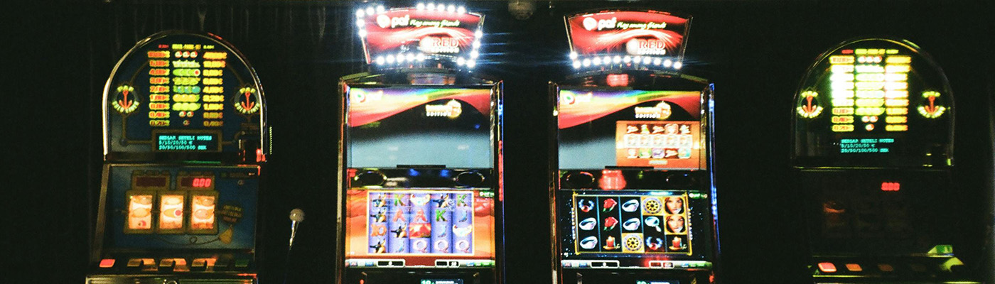 The evolution of gambling: A look at retro casino games vs. online casino games