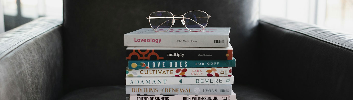 How to Cultivate a Reading Habit: Tips for Incorporating More Books Into Your Daily Routine