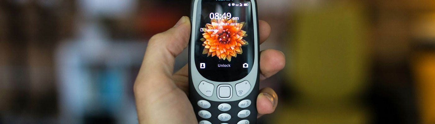Why We Miss the Indestructible Phones of the Nineties